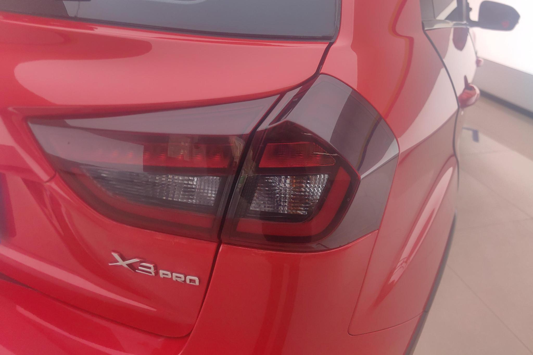 Geely Vision X3 X3 2021 PRO 1.5L CVT Luxury
