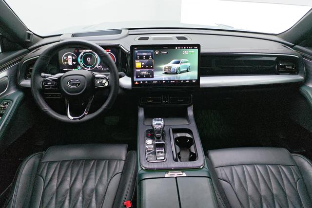 Trumpchi GS8 2022 2.0 TM Hybrid 4 WD 7 — фото 11