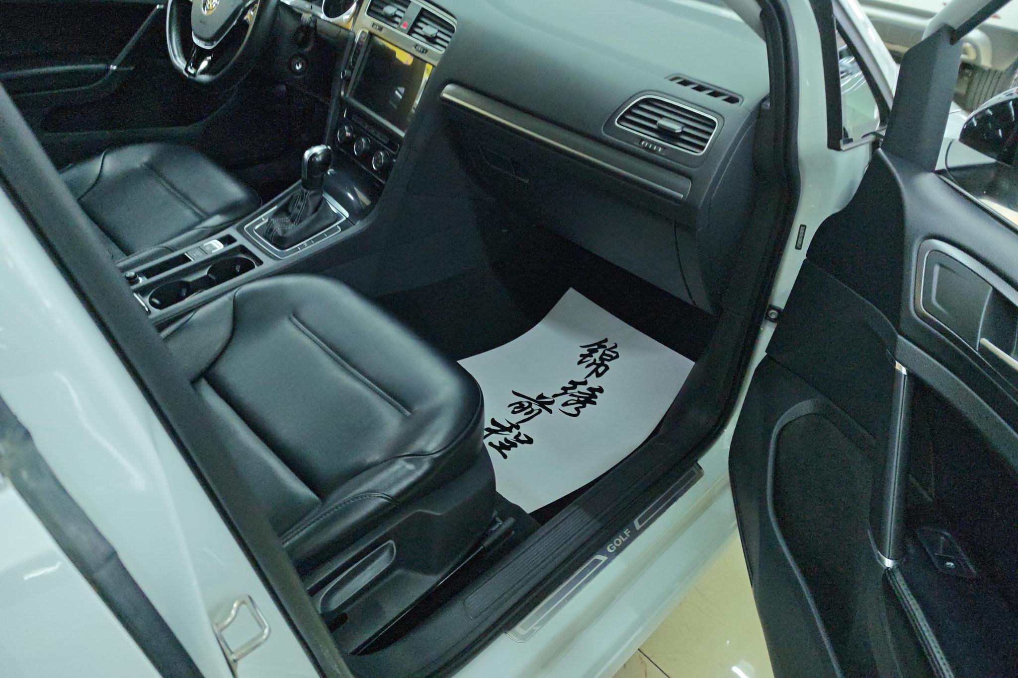 Volkswagen Golf 2017 230TSI AT Comfort