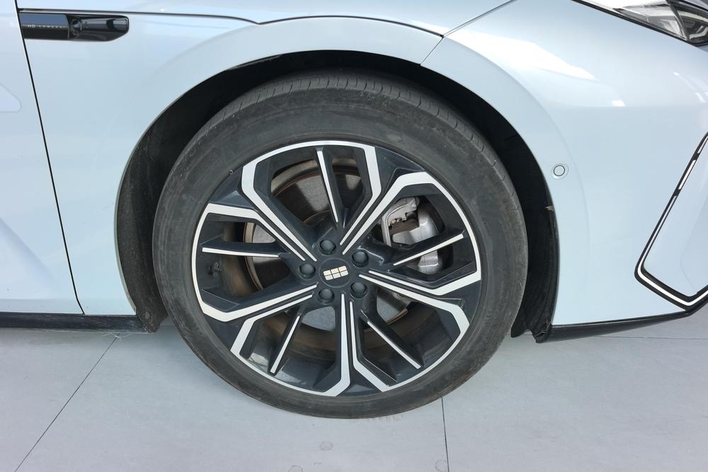 Geely Galaxy E8, фото 7