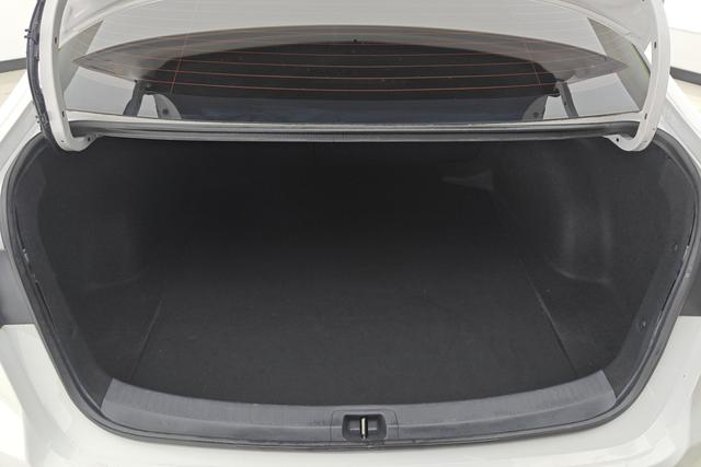 Toyota Corolla 2021 1.2 T S-CVT — фото 17