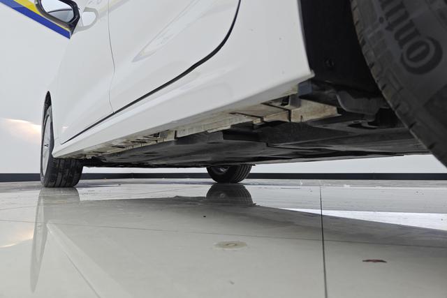 Toyota Corolla 2021 1.2 T S-CVT — фото 8