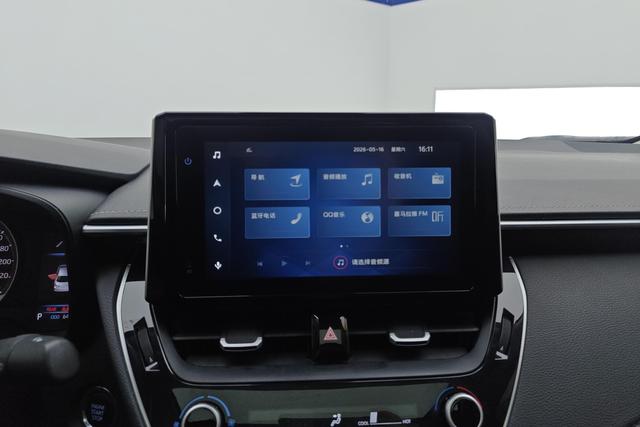 Toyota Corolla 2021 1.2 T S-CVT — фото 11