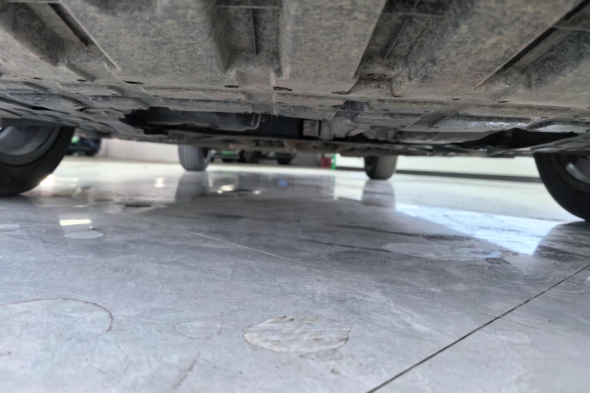Geely Emgrand 2025 4 1.5L CVT