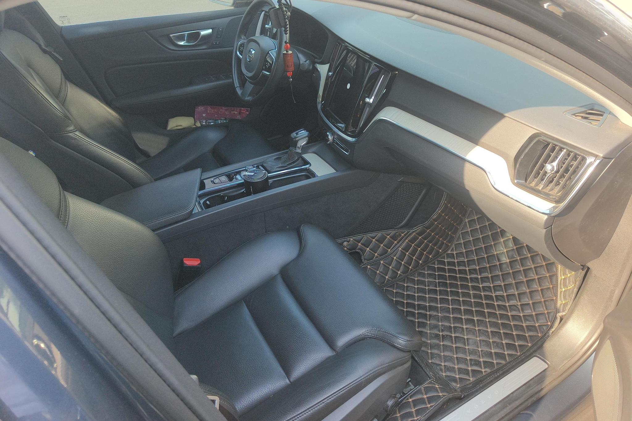 Volvo S60 2020 T4 Luxury