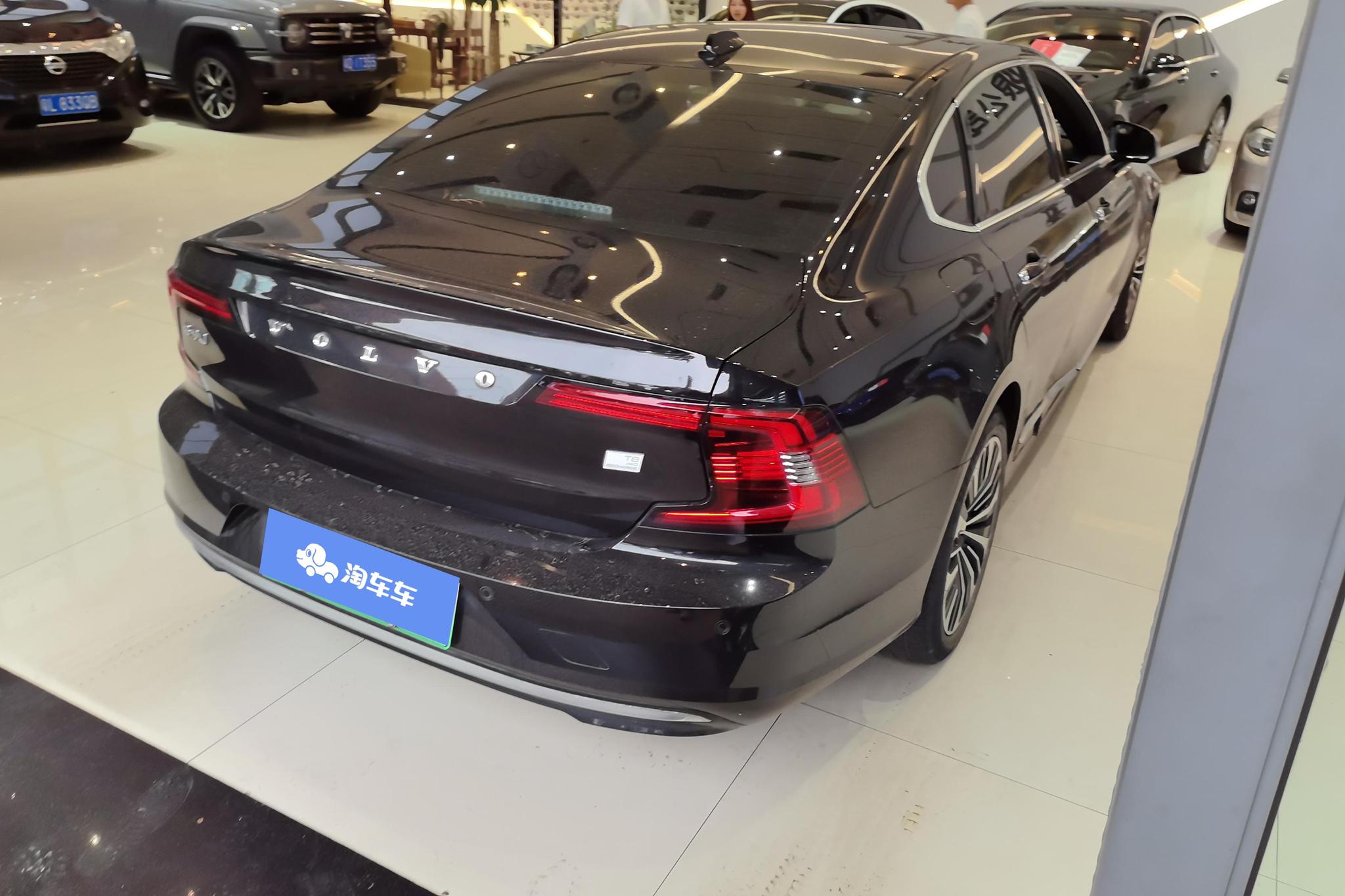 Volvo S90 PHEV 2023 T8 Luxury