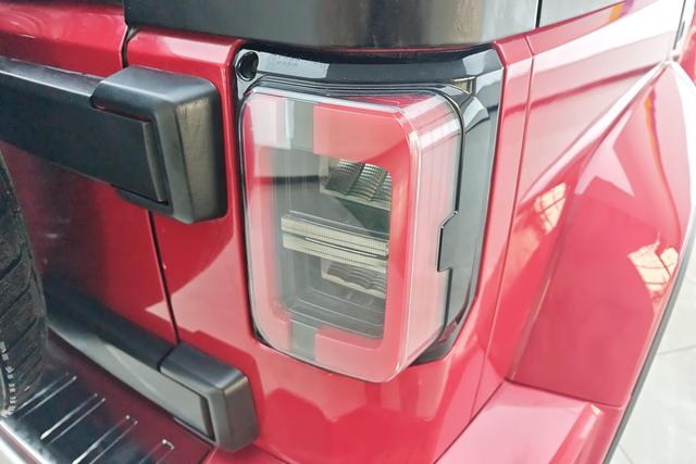BAIC BJ40 2020 2.0 T AT 4 WD — фото 8