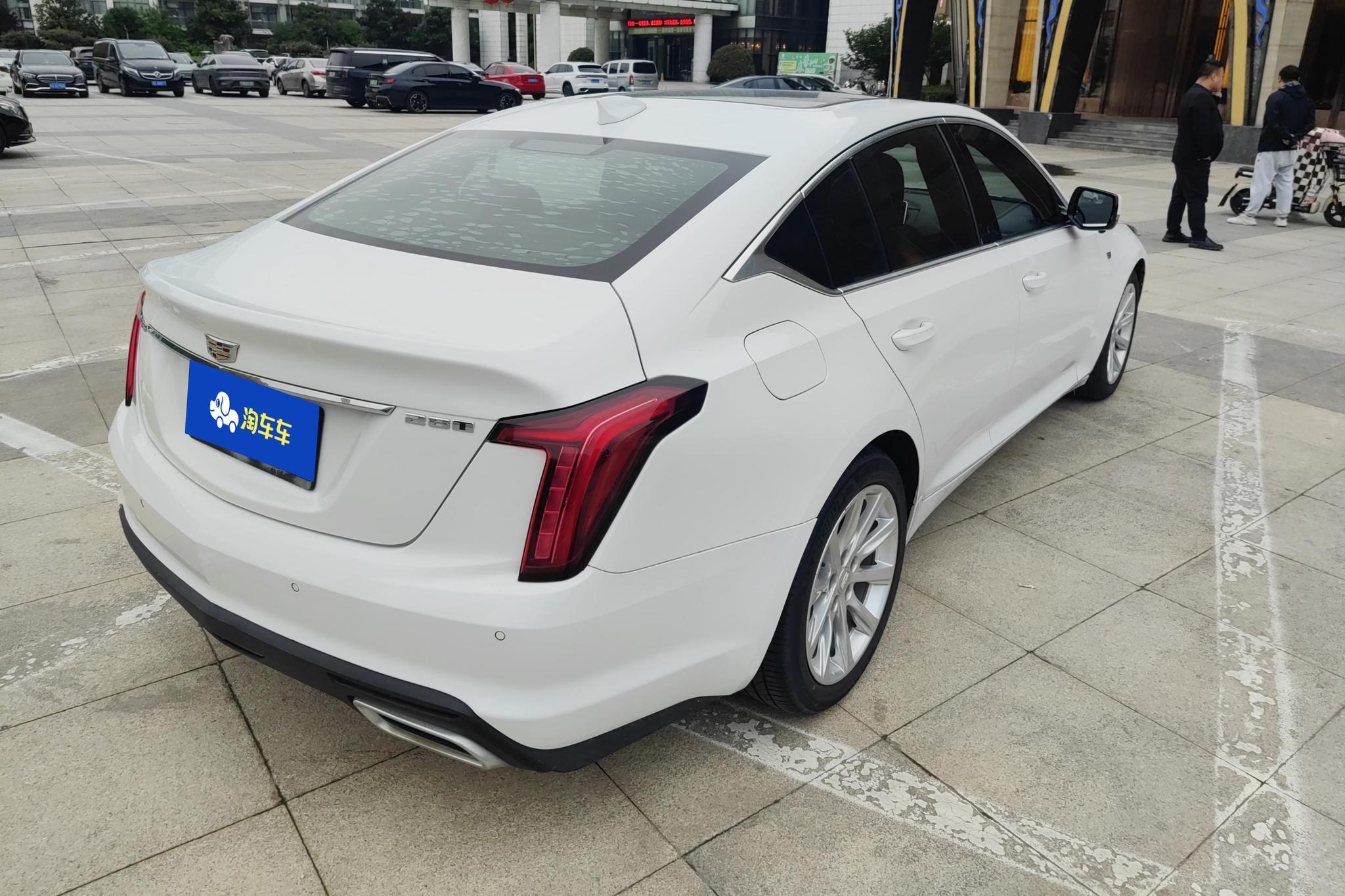 Cadillac CT5 2020 28T Fashion