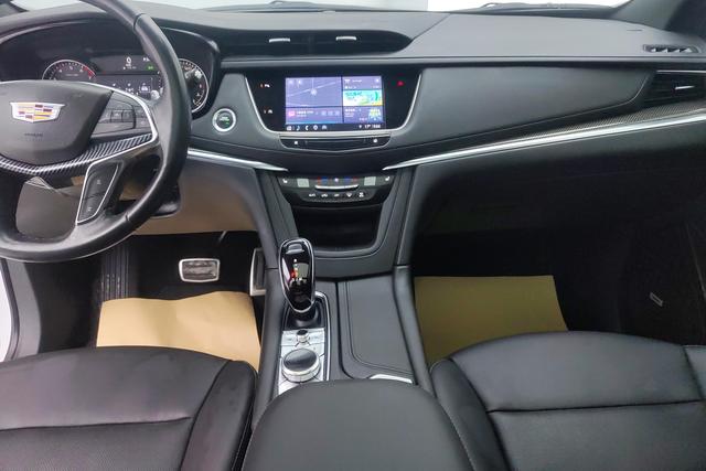 Cadillac XT5 2022 2.0 T 4 WDLuxury — фото 10