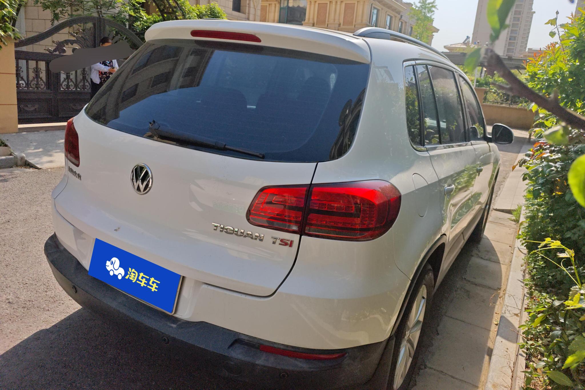 Volkswagen Tiguan 2015 1.8TSI AT Comfort