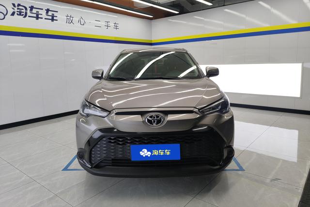 Toyota Frontlander 2023 2.0 L CVT — фото 2