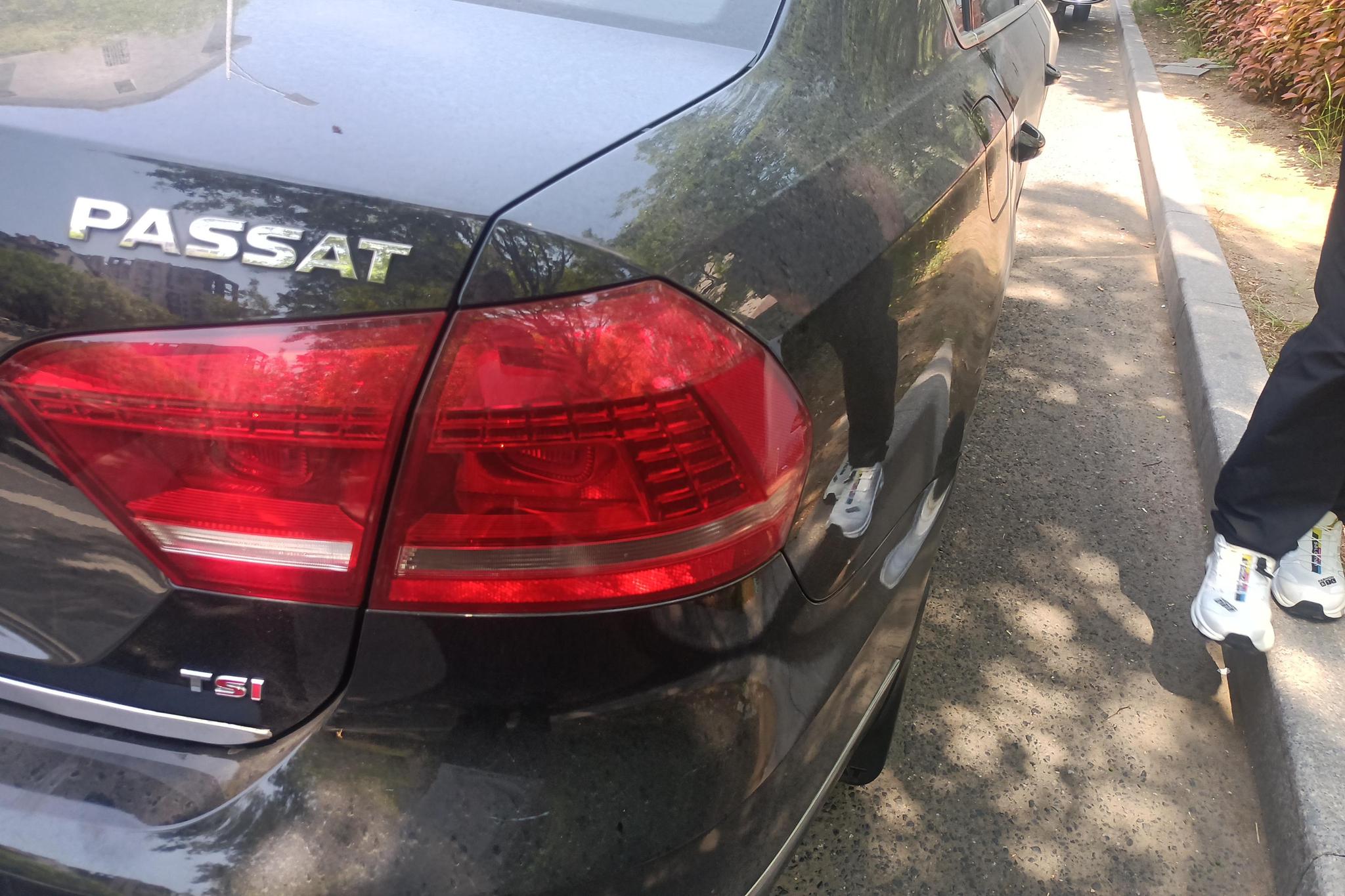 Volkswagen Passat 2013 1.4TSI MT