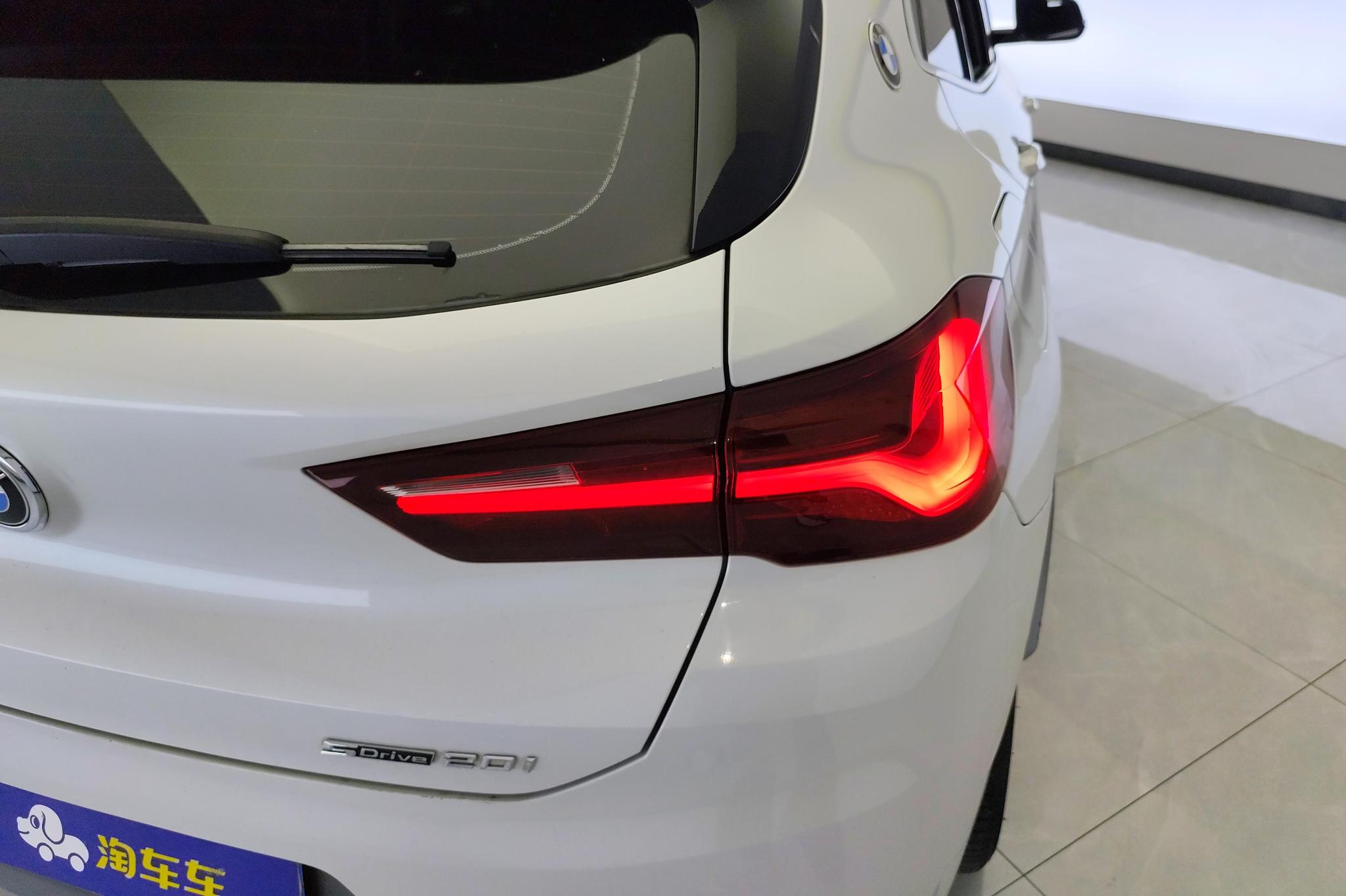 BMW X2 2021 sDrive20i M