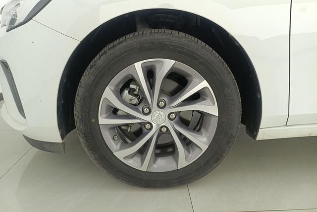 Buick Verano 2023 Pro 533 T — фото 9