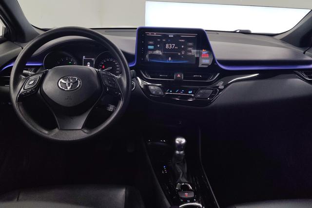 Toyota C-HR 2020 2.0 L — фото 10
