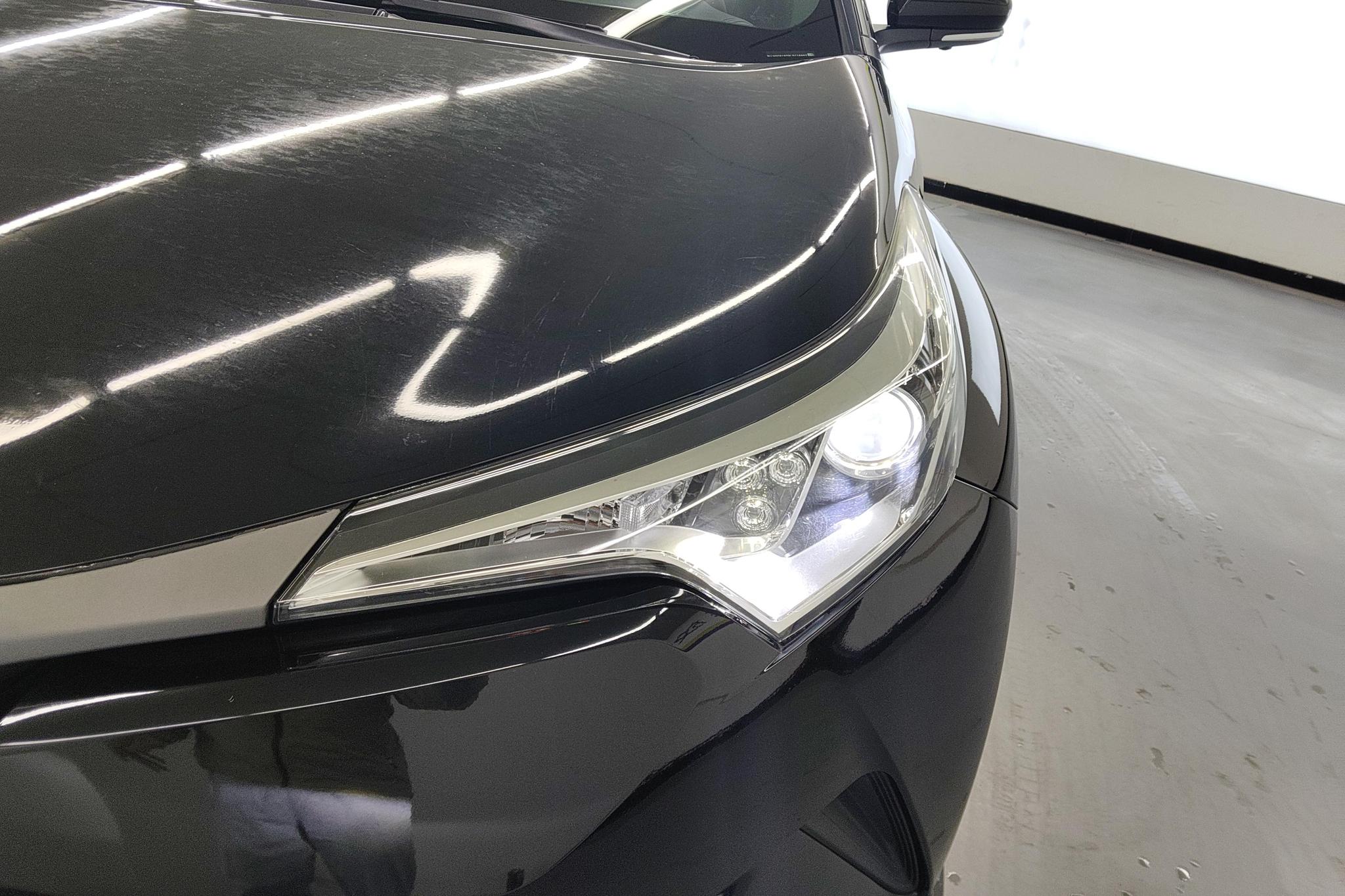 Toyota C-HR 2020 2.0L Lead