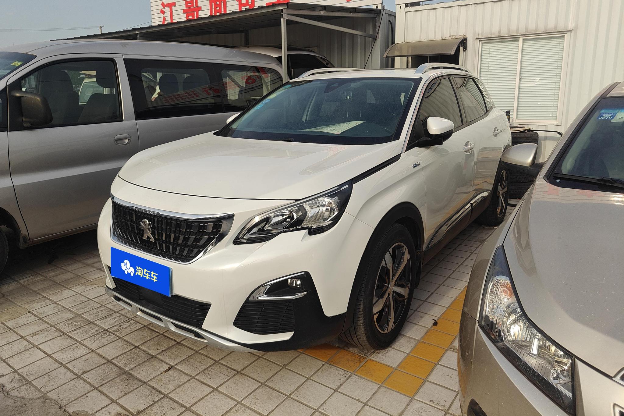 Peugeot 4008