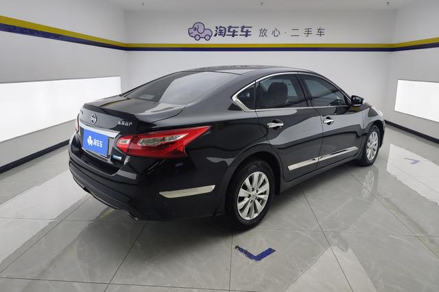 Nissan Teana 2016 2.0 L XL — фото 3