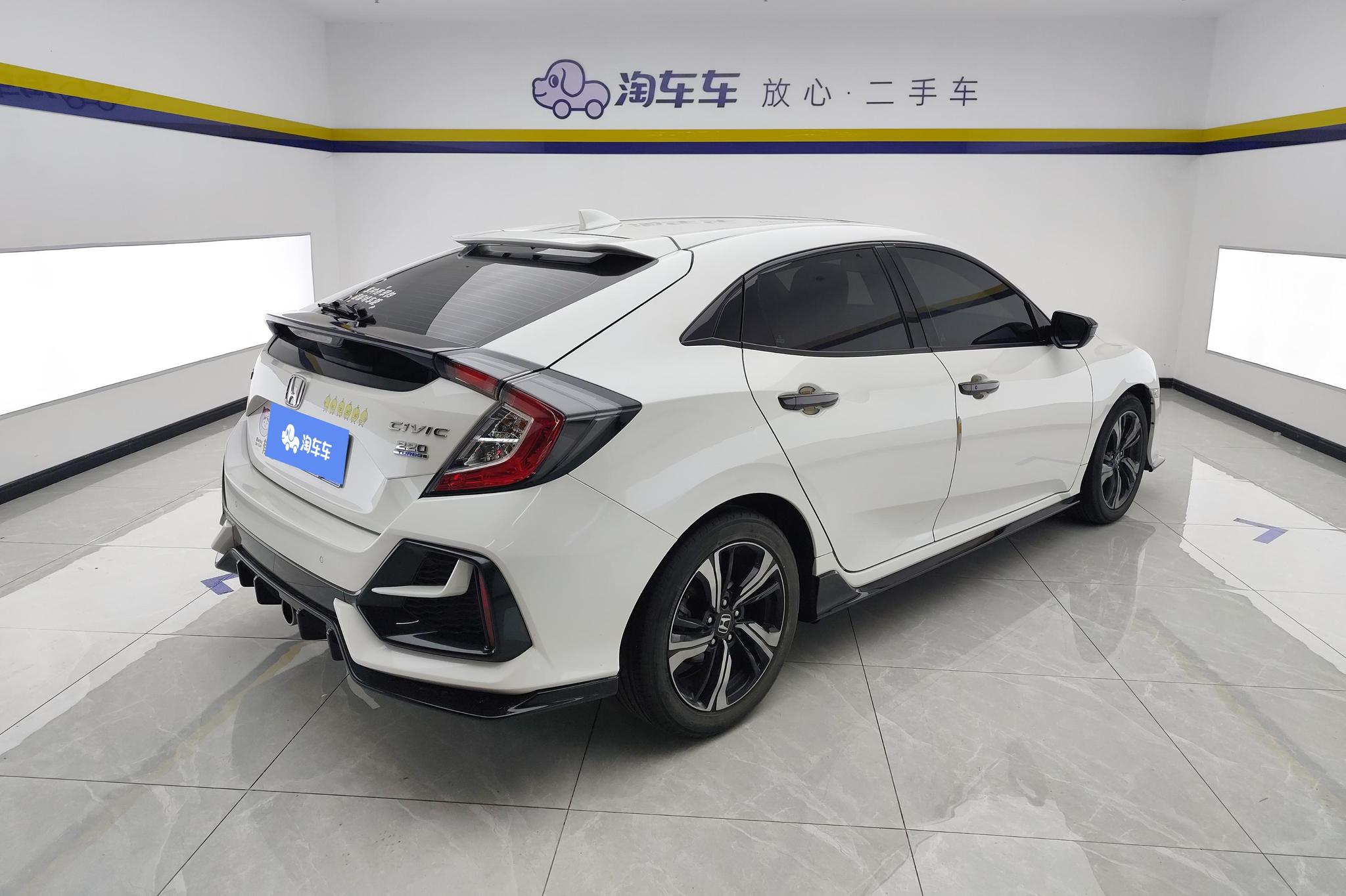 Honda Civic 2020 HATCHBACK 220TURBO CVT