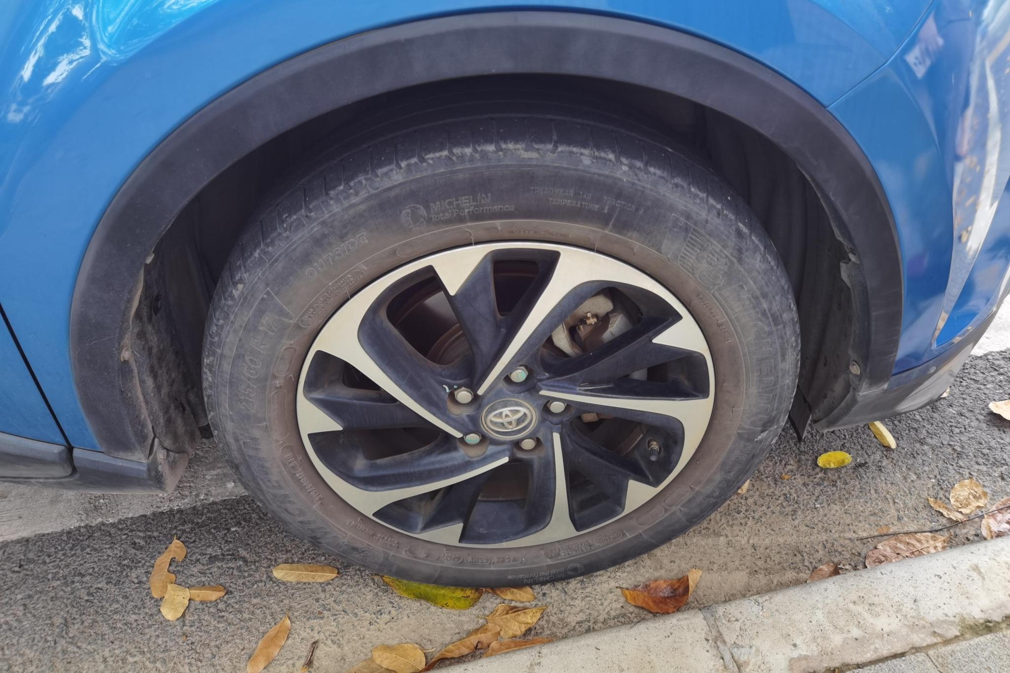 Toyota Izoa 2018 2.0L V