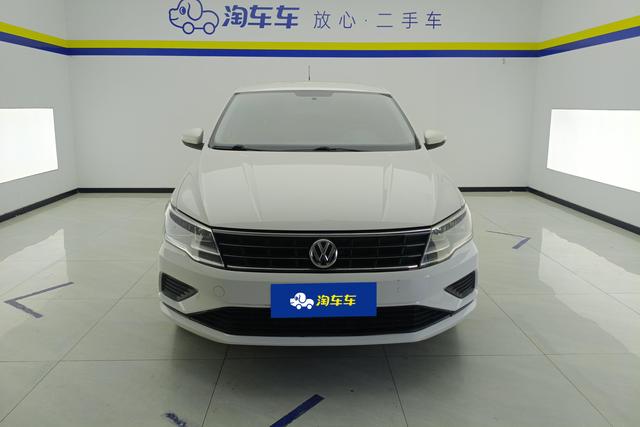Volkswagen Jetta 2017 1.4 L MT — фото 2