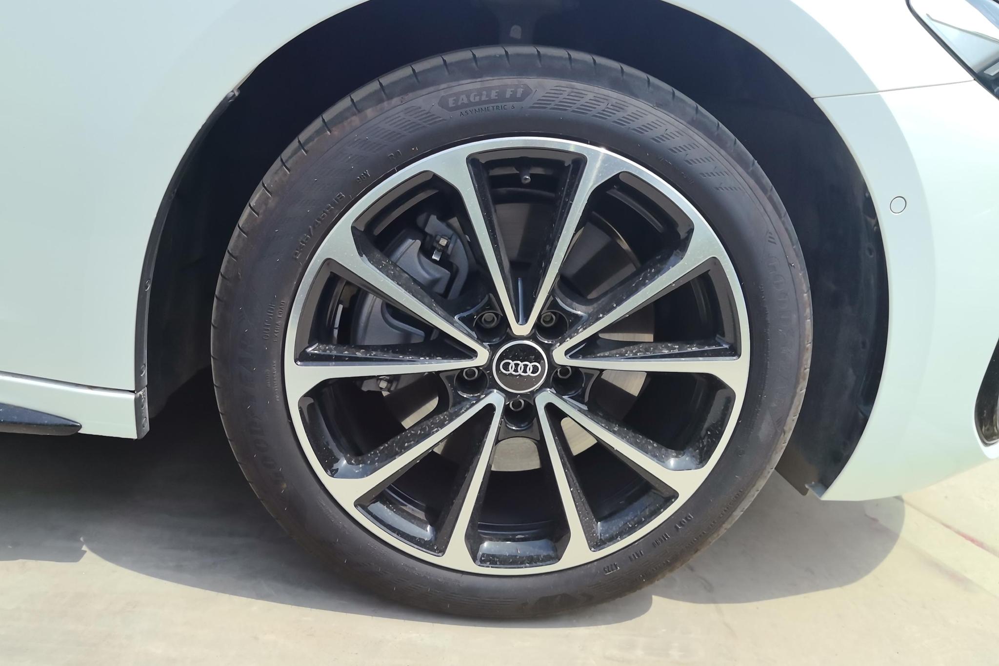 Audi A5L 2026 2.0T Sport quattro
