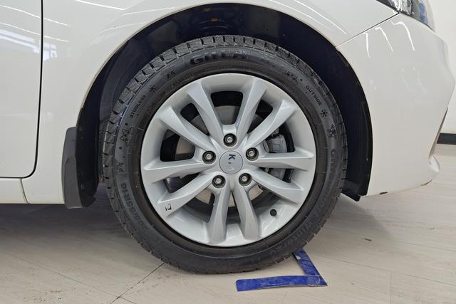 Kia K3 2016 1.6 L ATGLS — фото 9