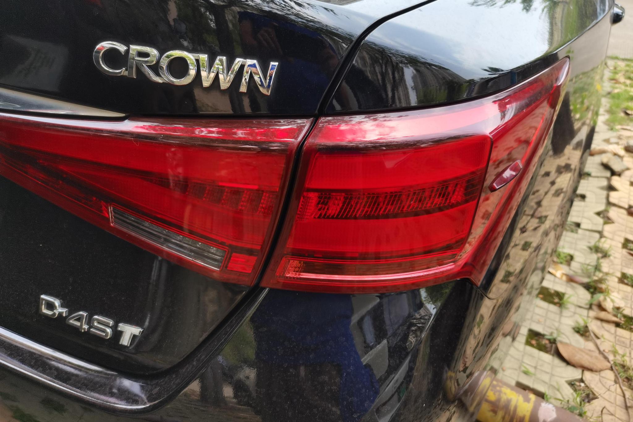 Toyota Crown 2018 2.0T Fashion