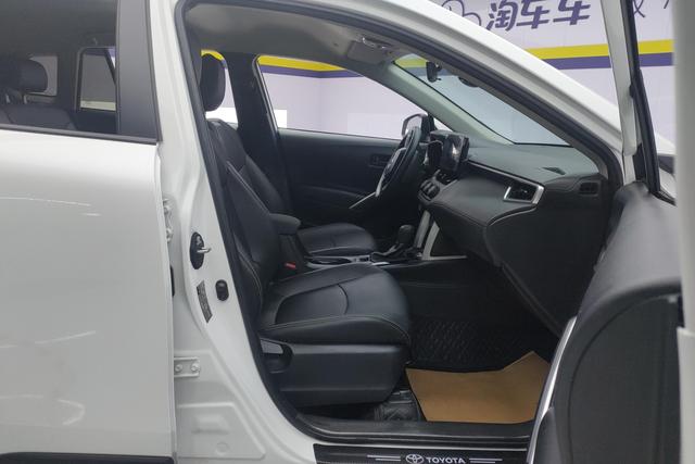 Toyota Corolla Cross 2023 2.0 L CVT — фото 15