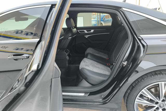 Audi A6L 2023 45 TFSI quattro — фото 15