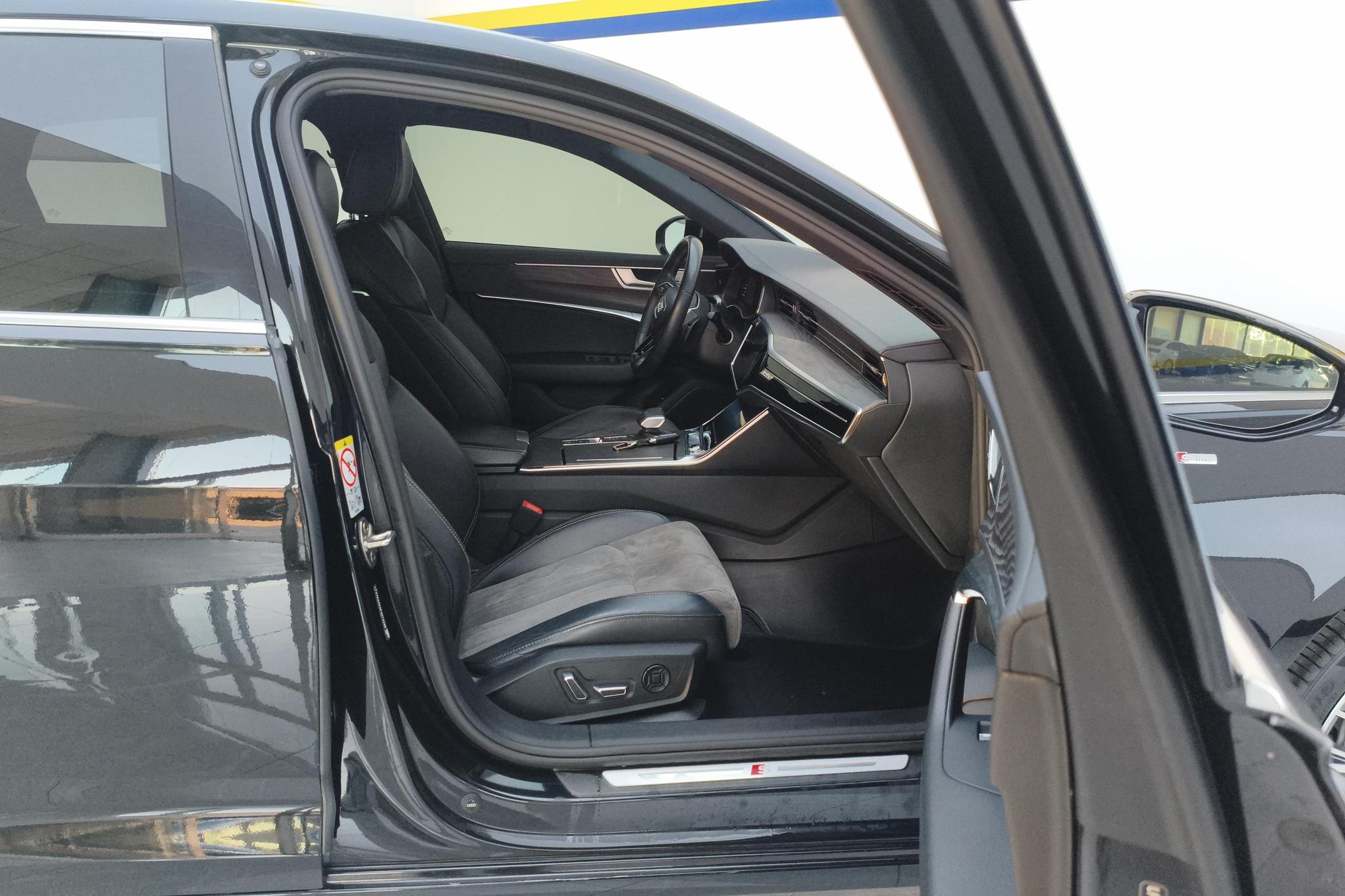 Audi A6L 2023 45 TFSI quattro