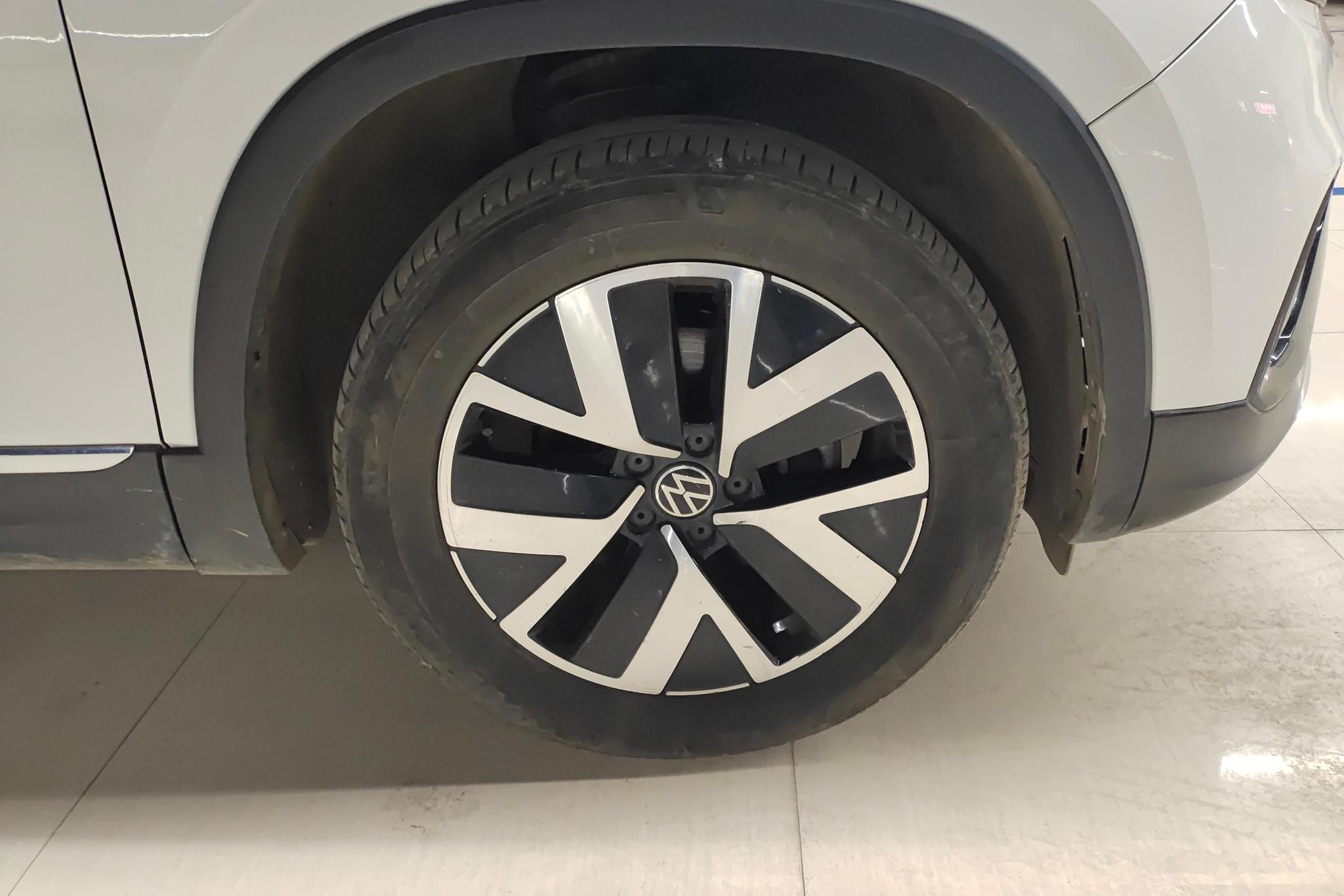 Volkswagen Tayron 2023 300TSI Luxury Plus
