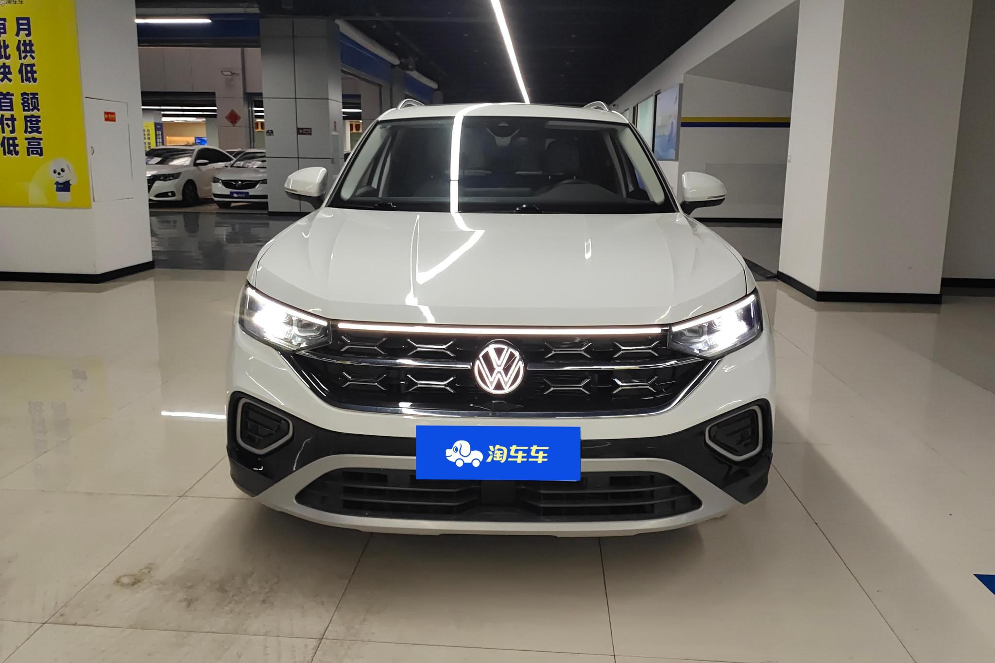 Volkswagen Tayron 2023 300TSI Luxury Plus