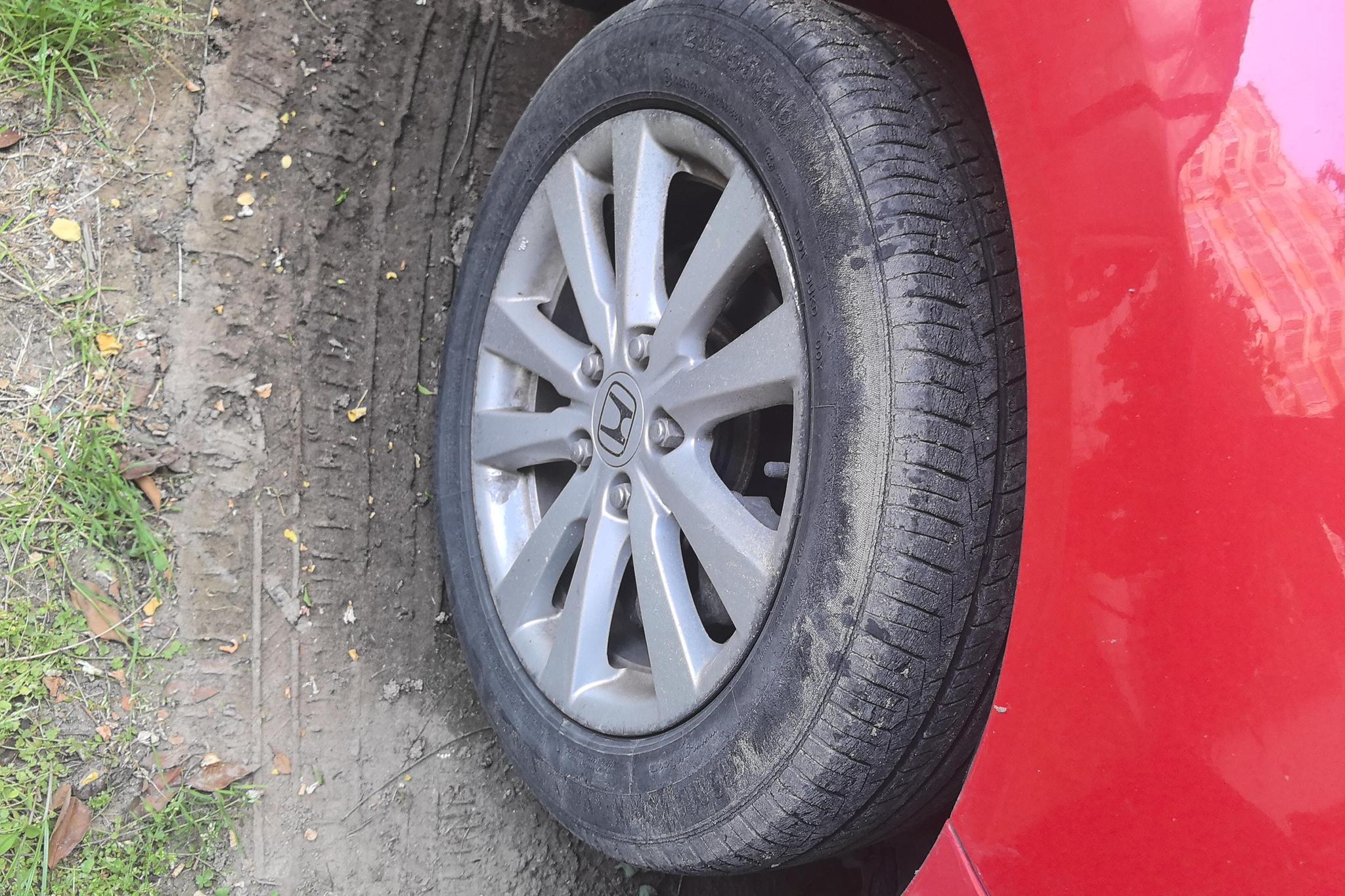 Honda Civic 2012 1.8L AT Luxury