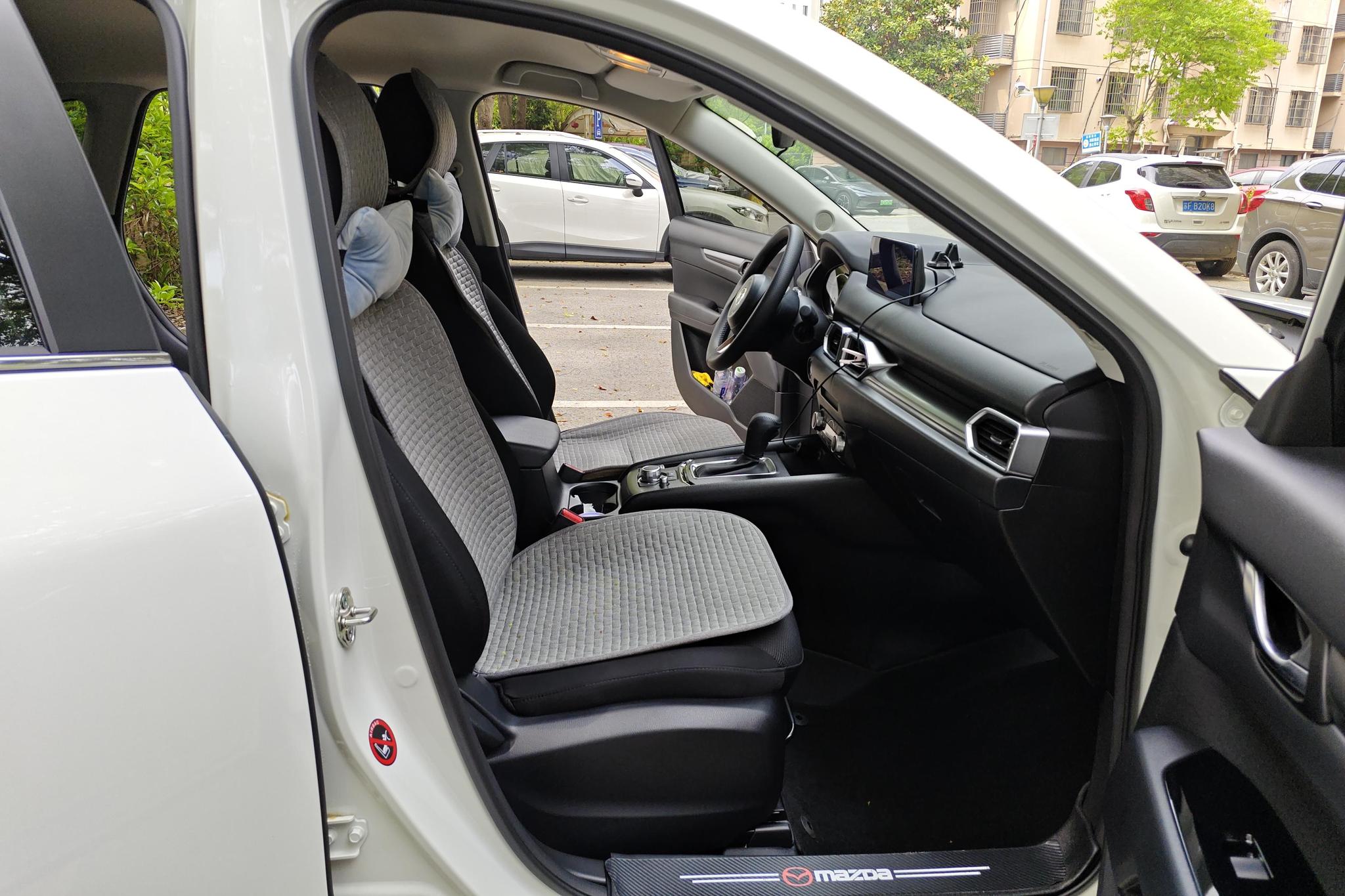 Mazda CX-5 2023 Белый из Китая, фото 2