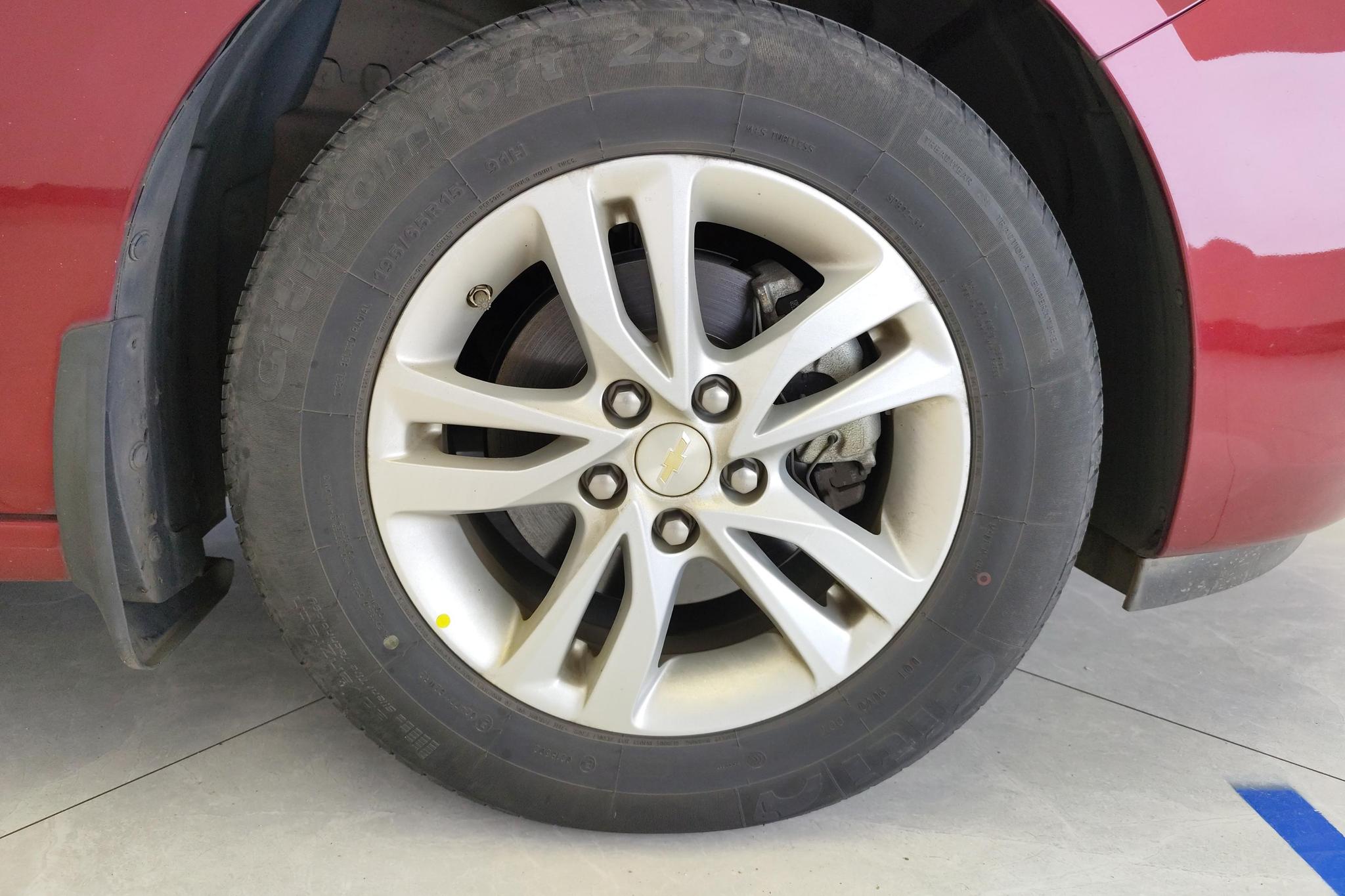 Chevrolet Cavalier 2019 320 AT