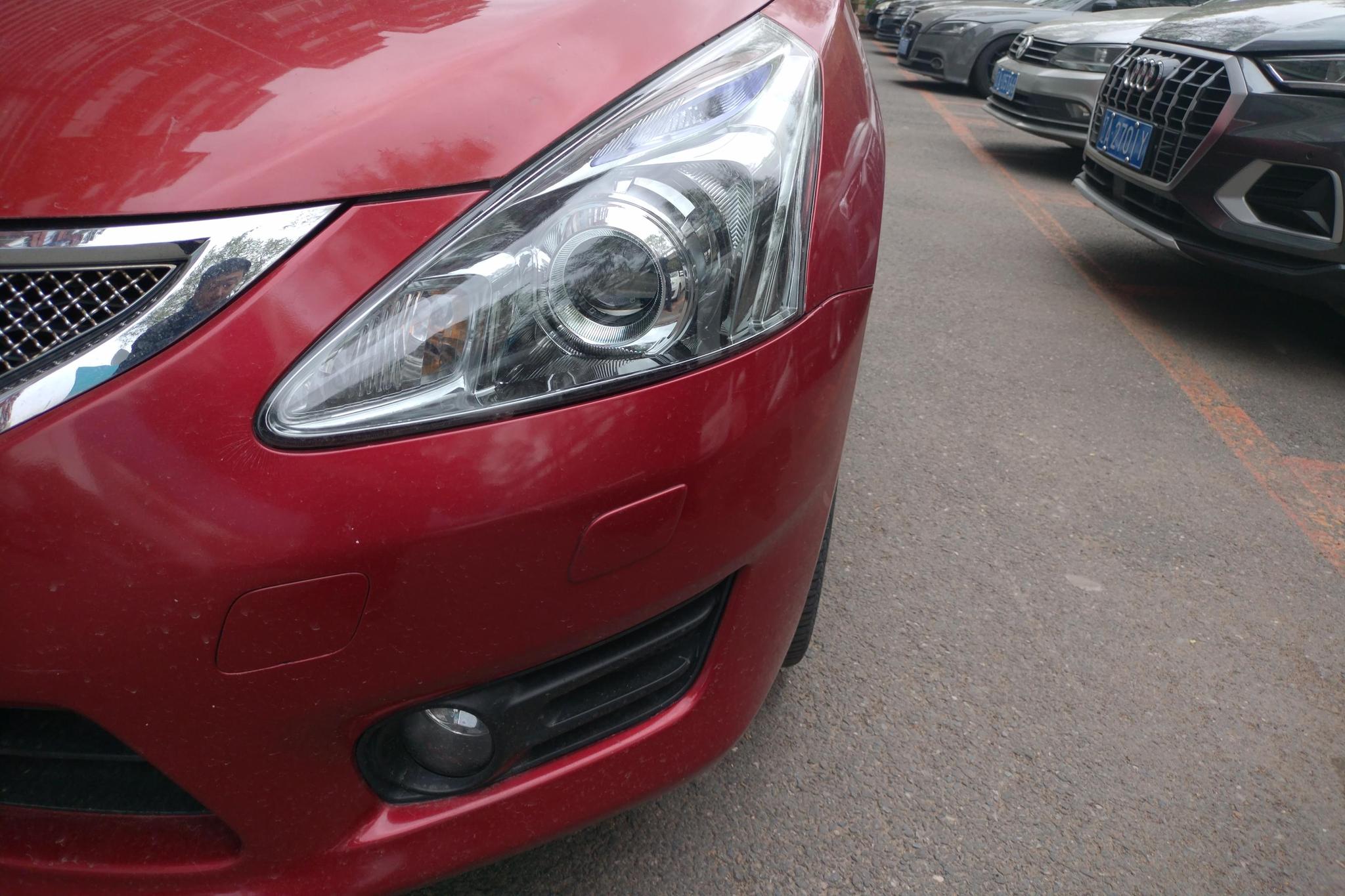 Nissan Tiida 2011 1.6T MT