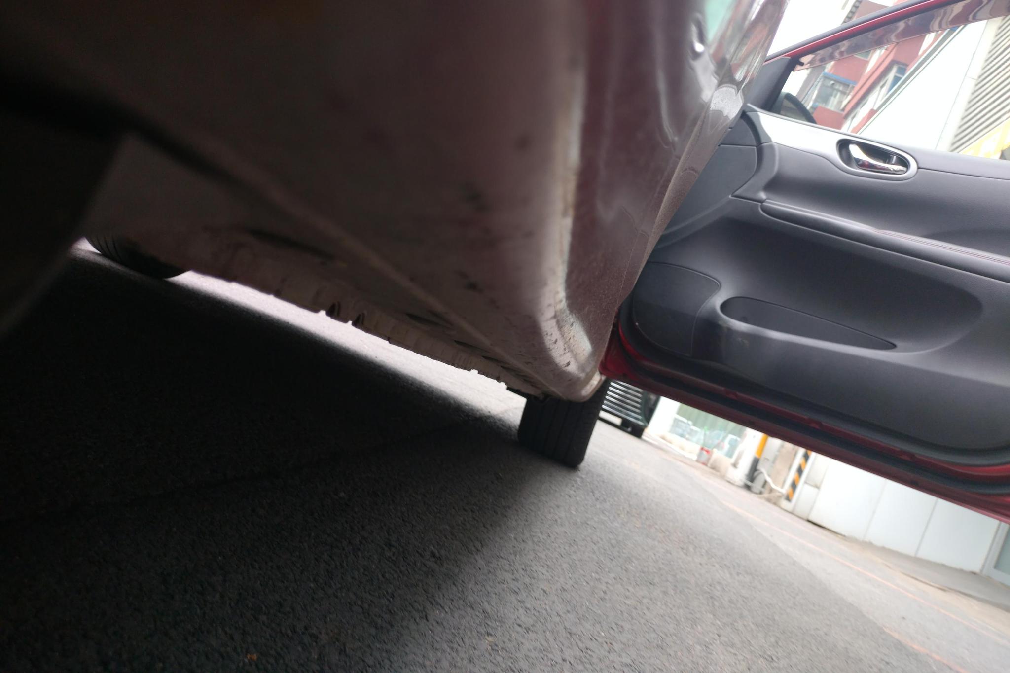 Nissan Tiida 2011 1.6T MT