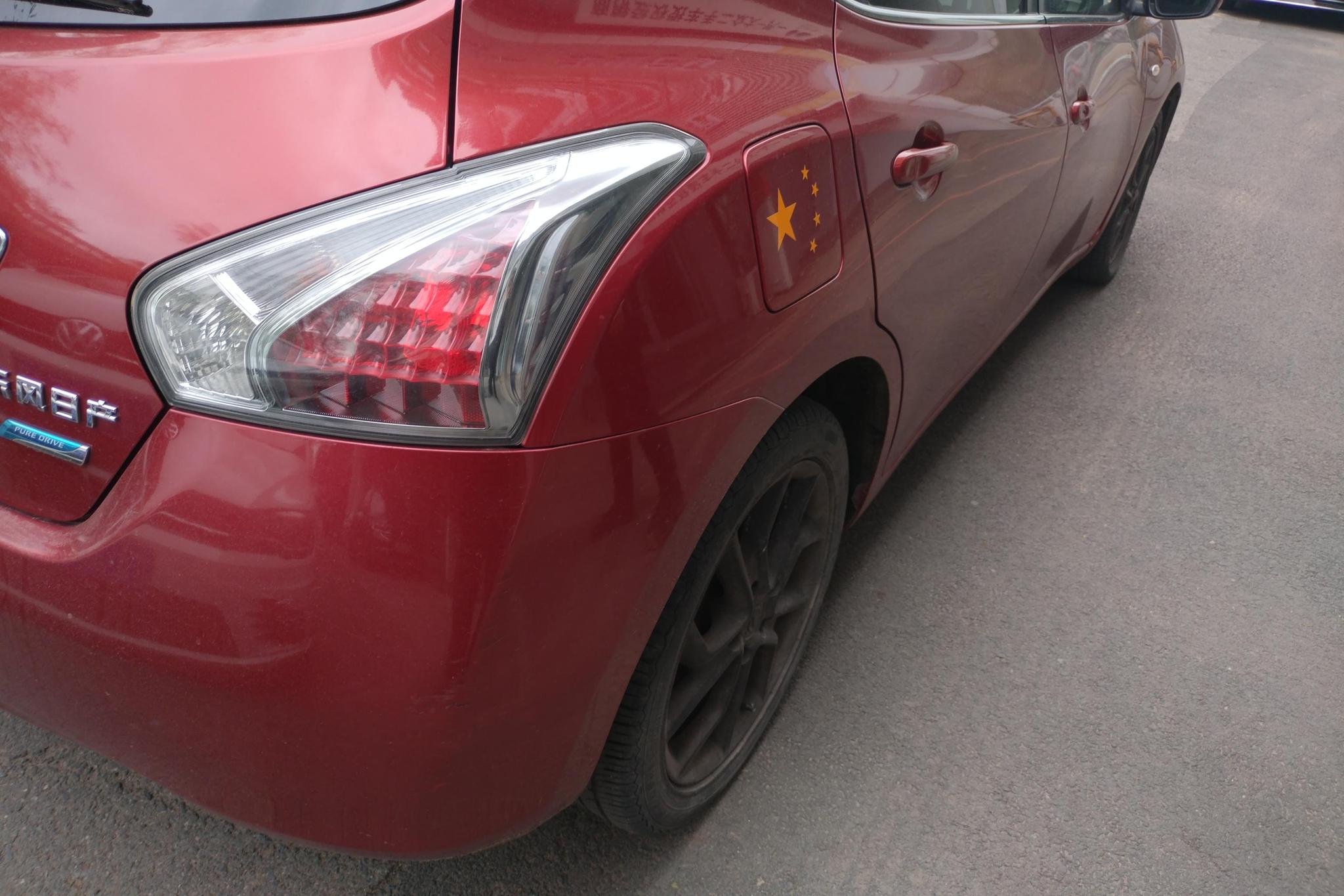 Nissan Tiida 2011 1.6T MT