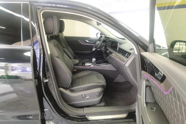 Hongqi HS5 2019 2.0 T 4 WD — фото 15