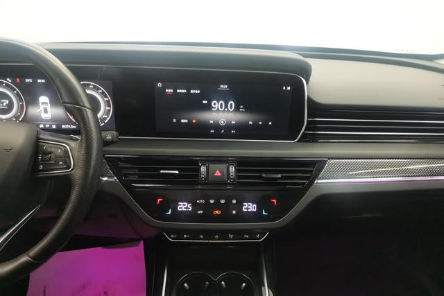 Hongqi HS5 2019 2.0 T 4 WD — фото 12