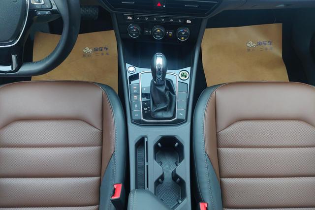 Volkswagen Lavida 2019 280 TSI DSG VI — фото 15