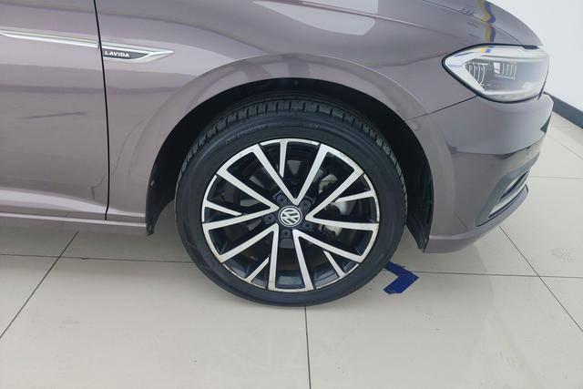 Volkswagen Lavida 2019 280 TSI DSG VI — фото 9