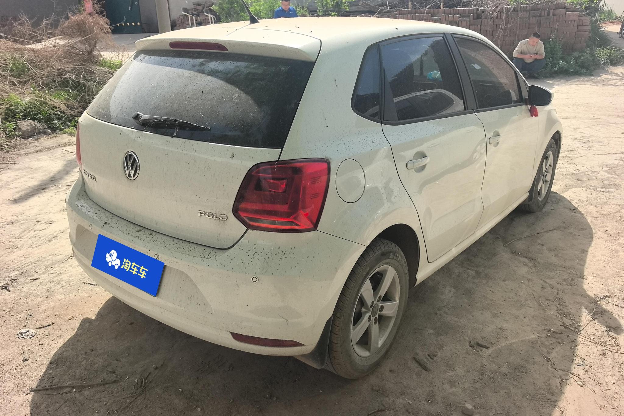 Volkswagen Polo 2016 1.4L MT