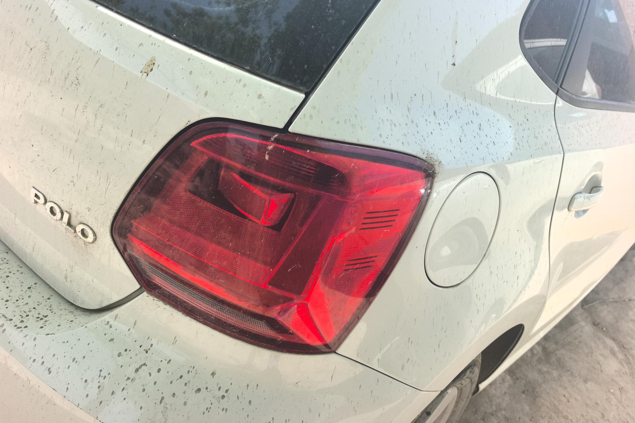 Volkswagen Polo 2016 1.4L MT