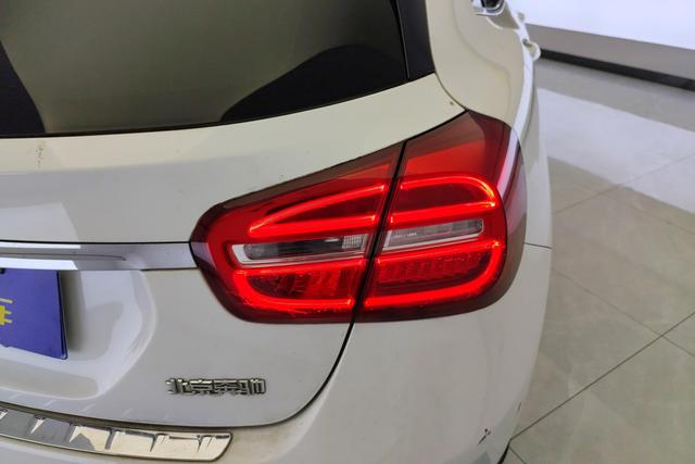 Mercedes-Benz GLA 2016 GLA 200 — фото 5