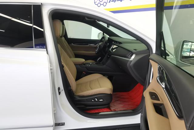 Cadillac XT5 2022 2.0 T 4 WDLuxury — фото 15