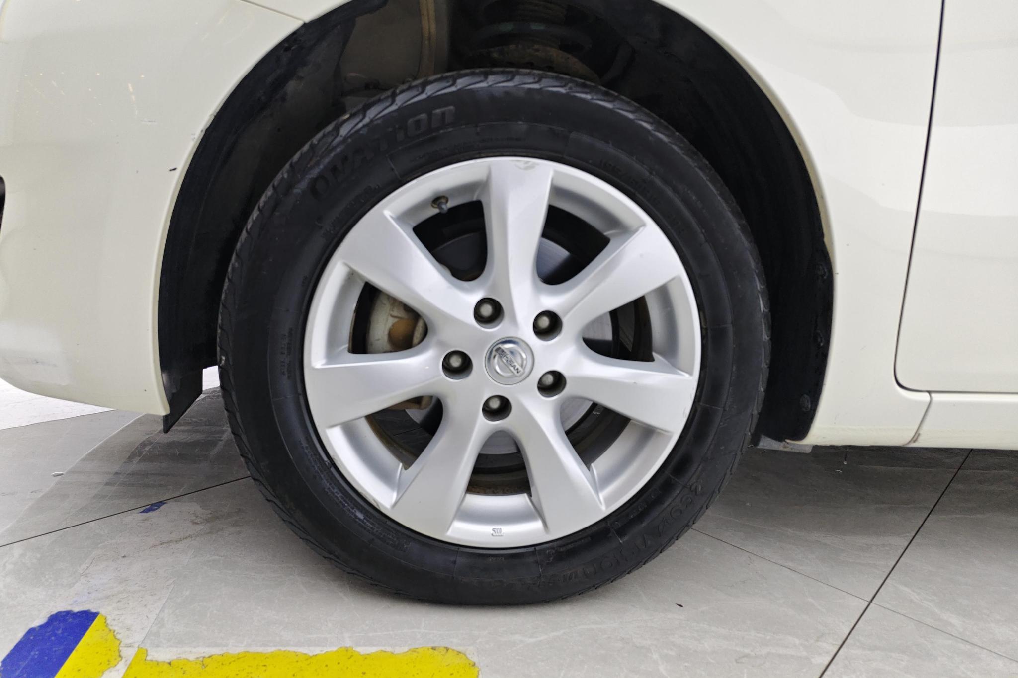 Nissan Tiida 2014 1.6L CVT