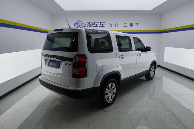 Changan Auchan X70 A 2019 1.5 L MTBase VI — фото 3