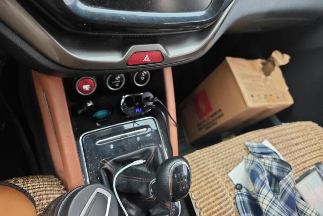 Changan Auchan CX70 2017 CX 70 T 1.5 T MT — фото 15